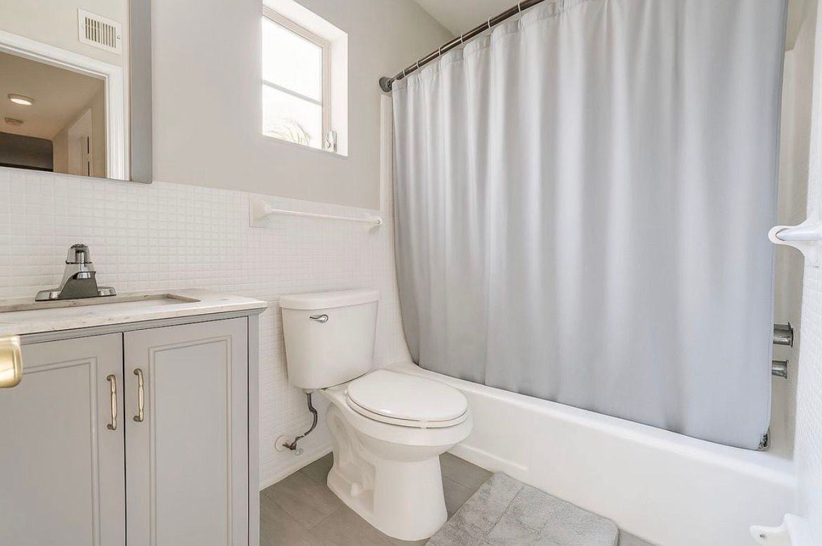 1825 Johnson Street - Photo 2 of 8