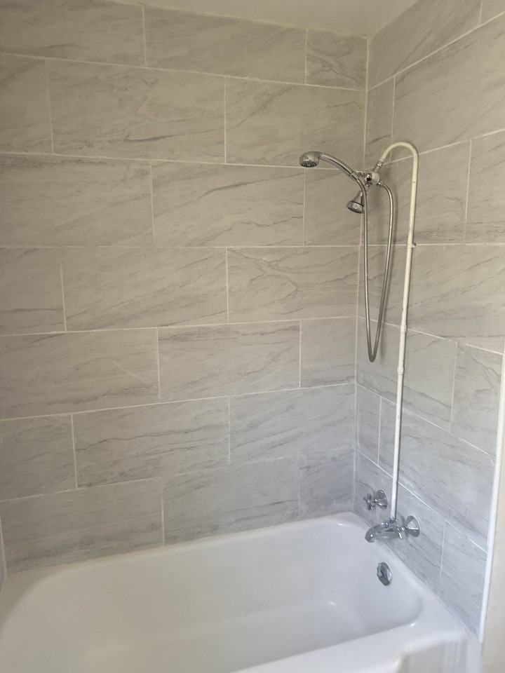 1585 Dudley Street - Photo 4 of 5