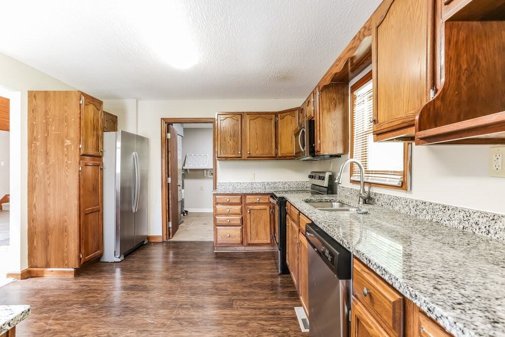 4745 Summit Rd Sw - Photo 6 of 17
