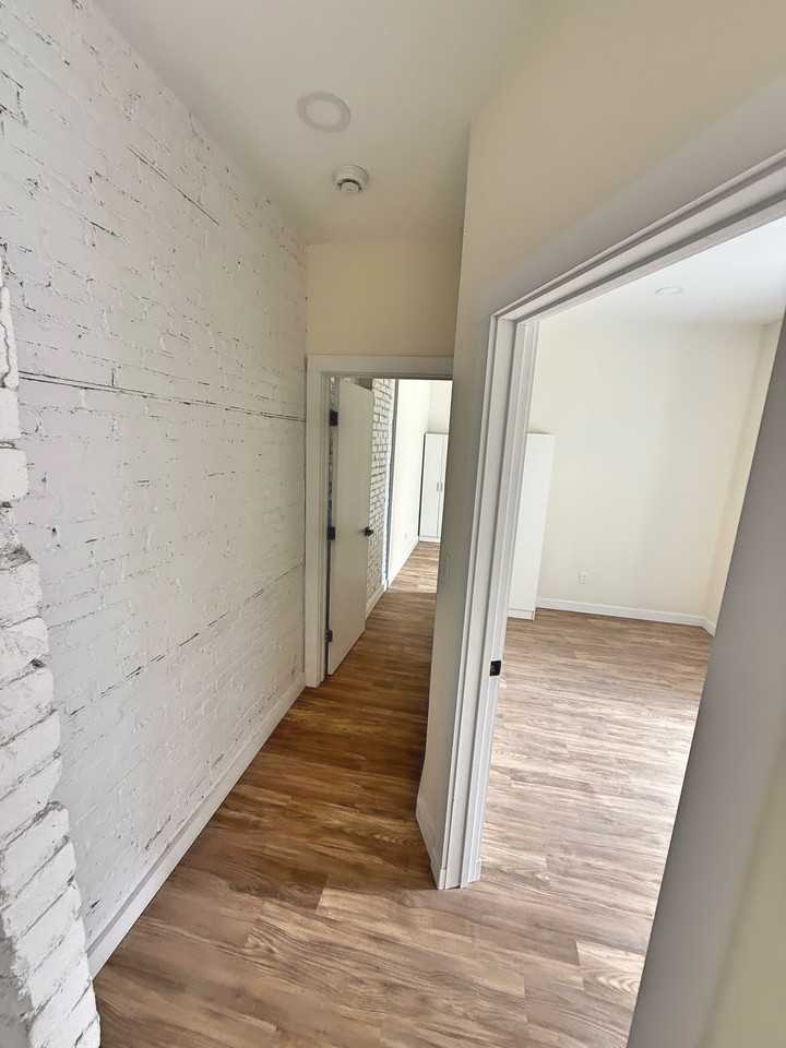 104 4th Street - Photo 5 of 11