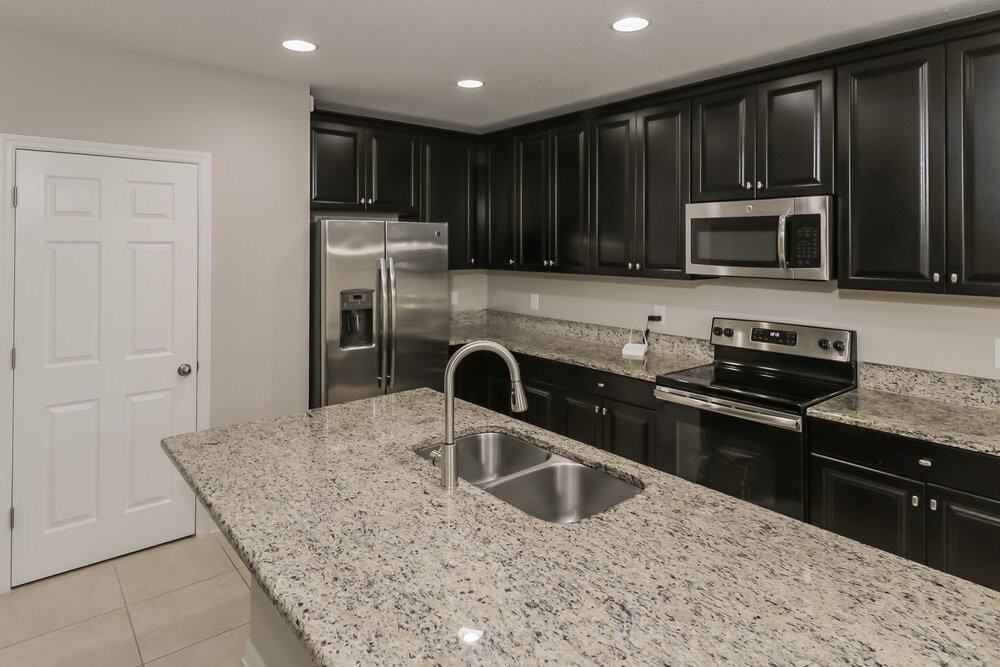 12452 Chaya Ct - Photo 7 of 16