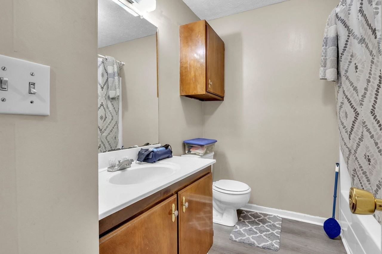 Little London - Photo 5 of 16