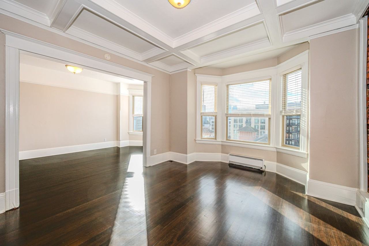 Goldie - Photo 4 of 11