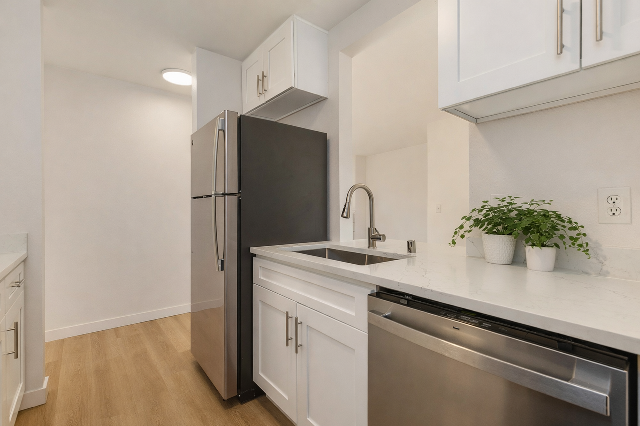 Approach at Jackson Park - Photo 4 of 9