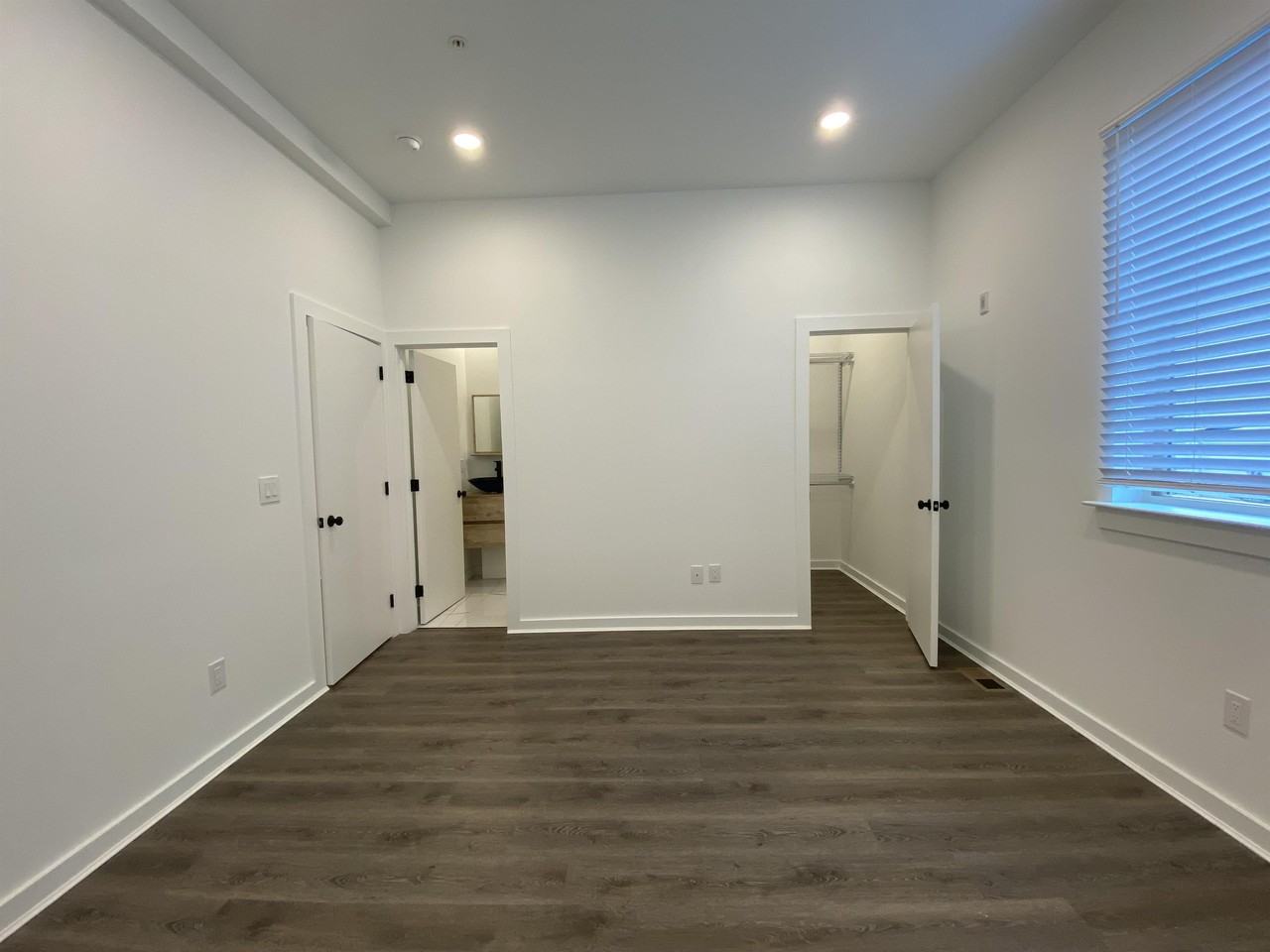 3414 Haverford Avenue - Photo 4 of 10