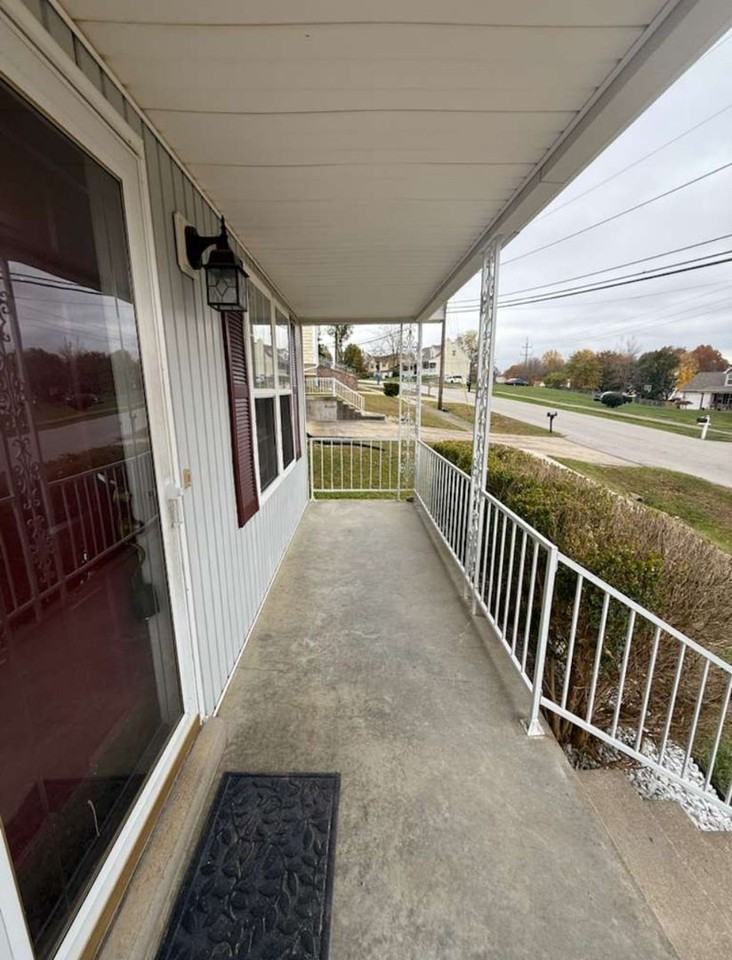 1331 Amanda Jo Dr - Photo 4 of 50