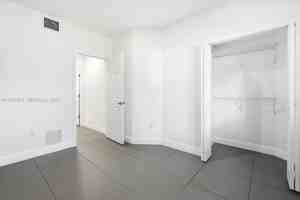 featured image of 541 Northwest 33rd Street ##1