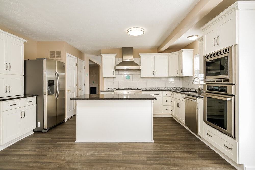 748 Tulip Ln - Photo 7 of 18