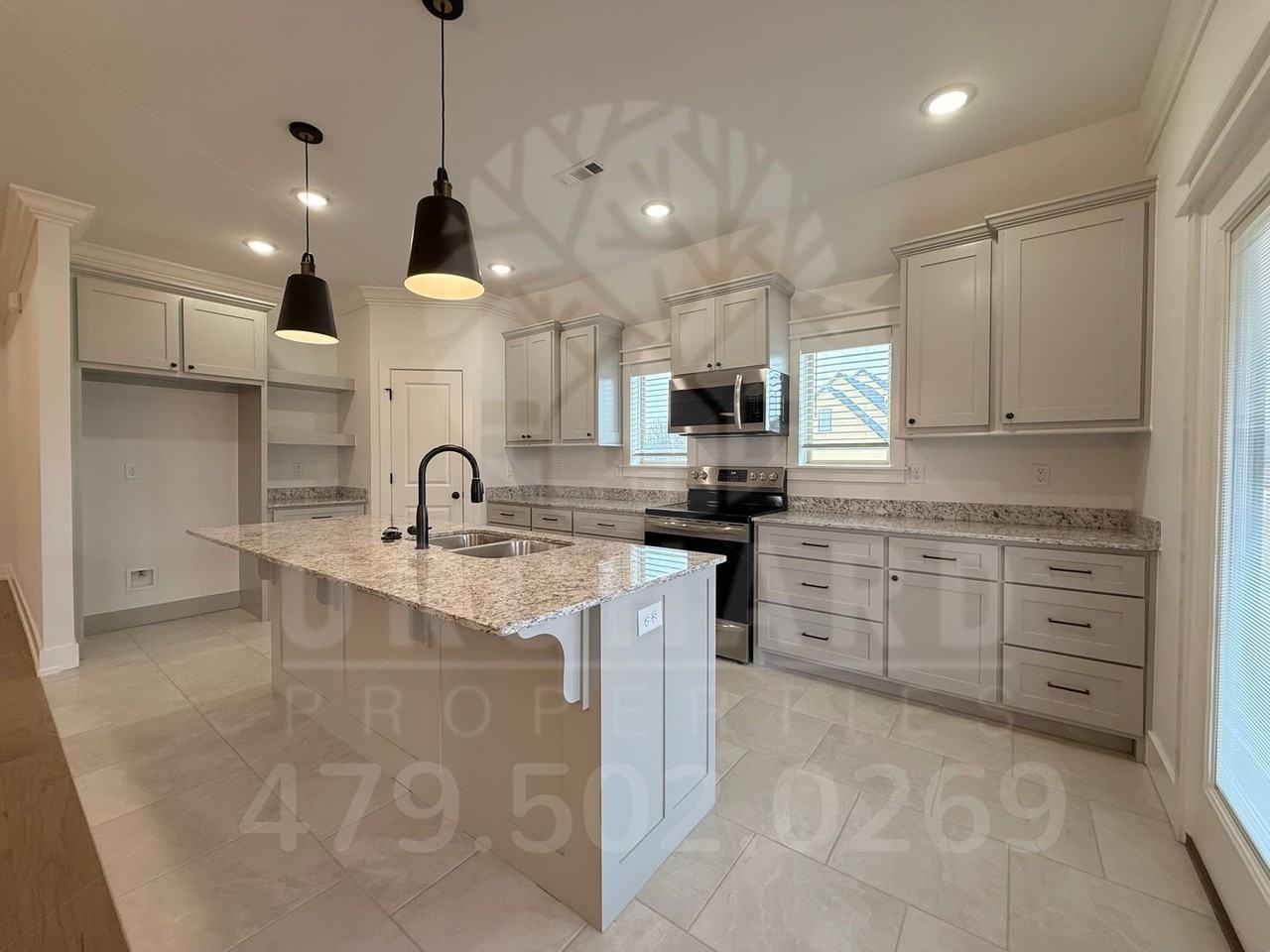 8 Mcdole Ln - Photo 2 of 20