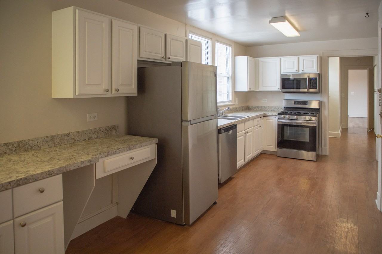 Legacy at Ingram Manor - Photo 6 of 29