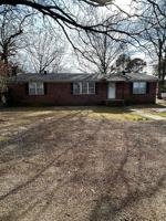 featured image of 2401 W 2nd St