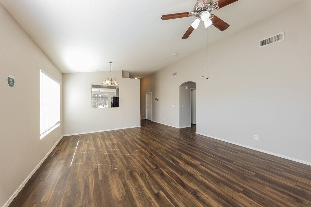 13401 N 127th Dr - Photo 6 of 16