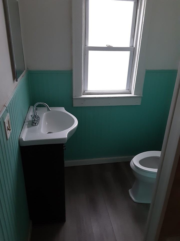 27 Market Street - Photo 3 of 9