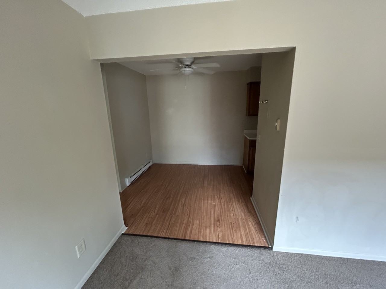 916 South Byrne Road - Photo 3 of 7