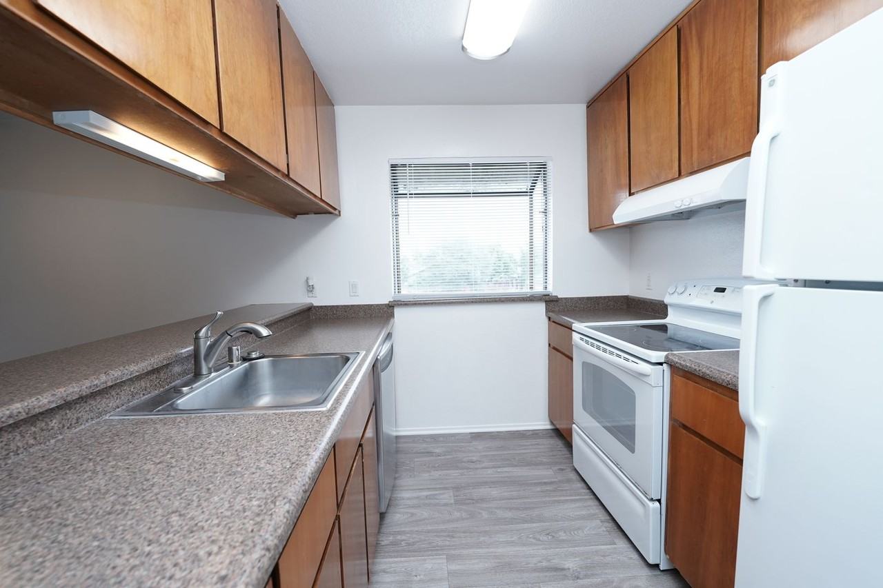 Quail Vista Apartments - Photo 5 of 26