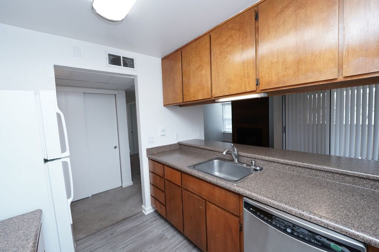 Quail Vista Apartments - Photo 6 of 26