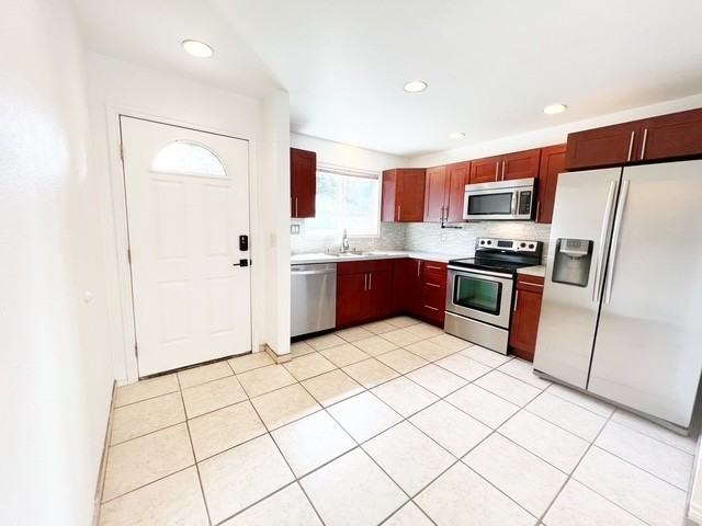 515 Constitution Avenue South - Photo 5 of 21