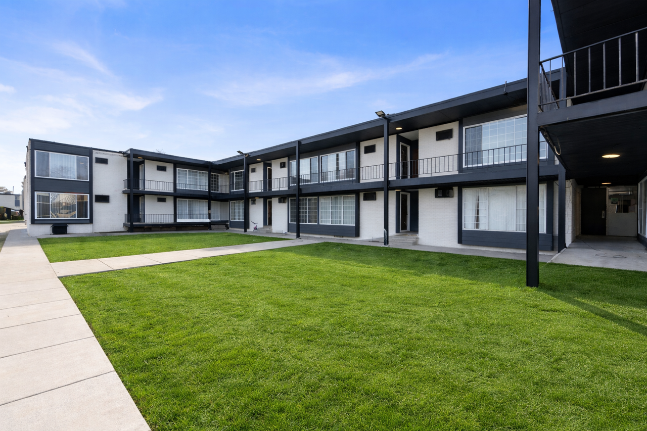 19301 Shiawassee Drive - Photo 5 of 5