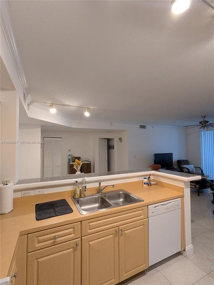 6801 Southwest 44th Street ##204 - Photo 2 of 22