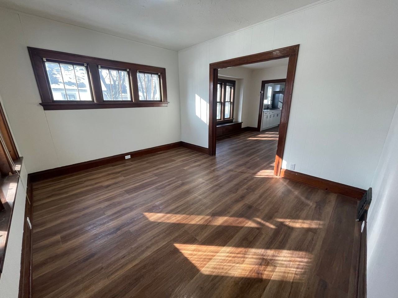 126 N 4th Ave - Photo 7 of 46