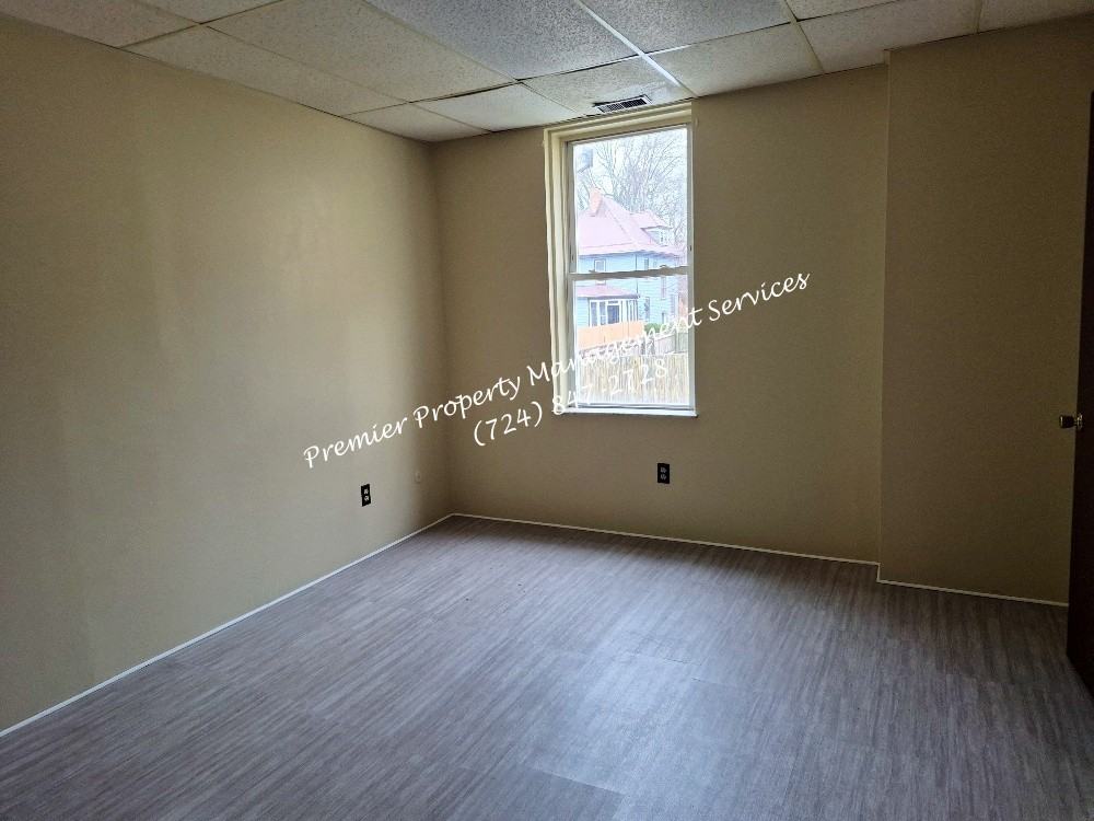 485 New York Avenue - Photo 6 of 9