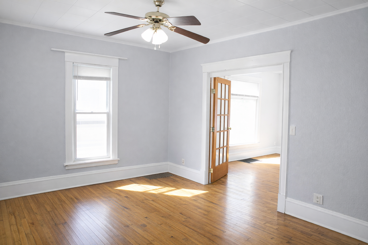 1303-HEN - Photo 7 of 22