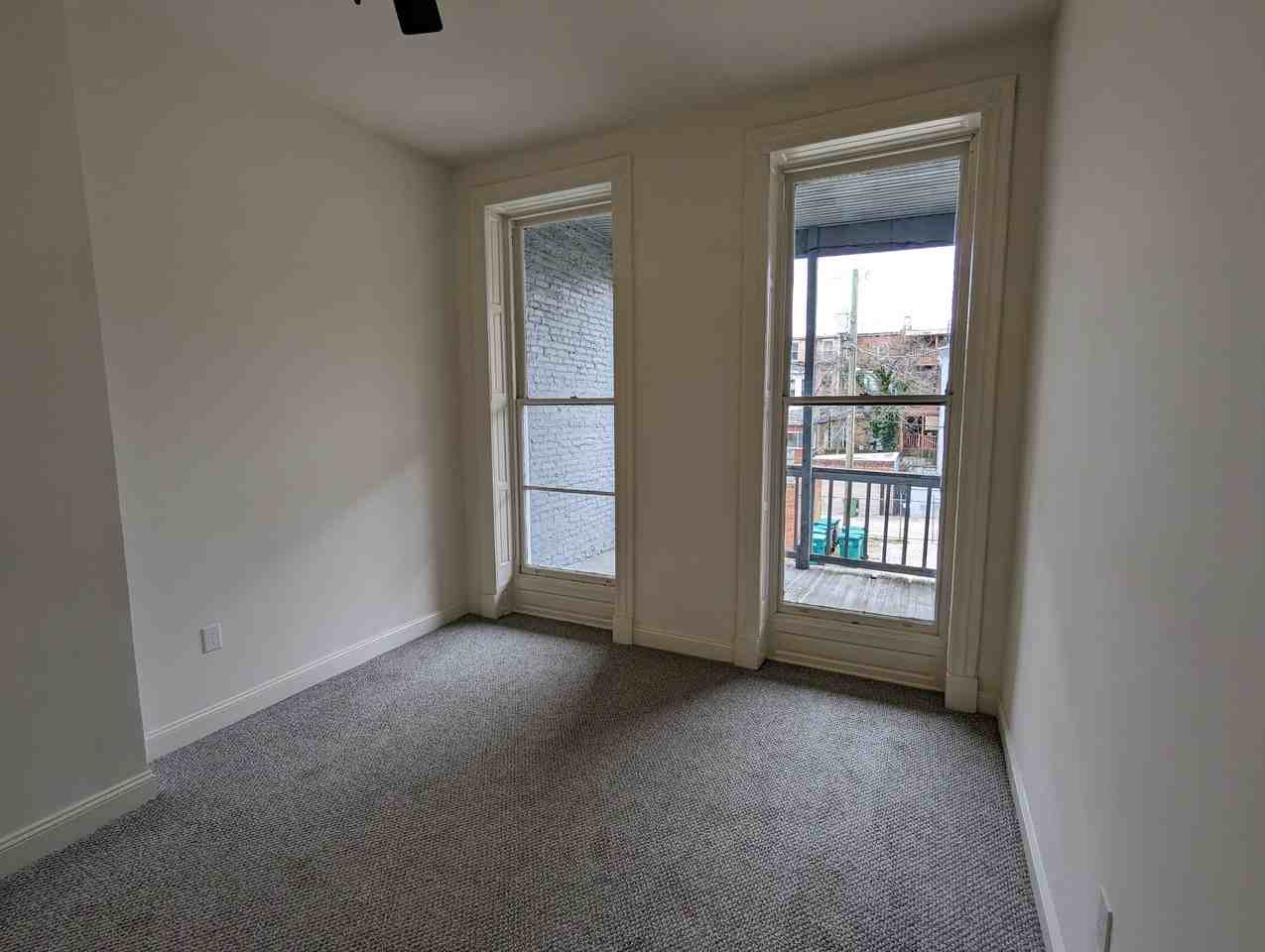 1814 Eutaw Place Apartments - Photo 6 of 11