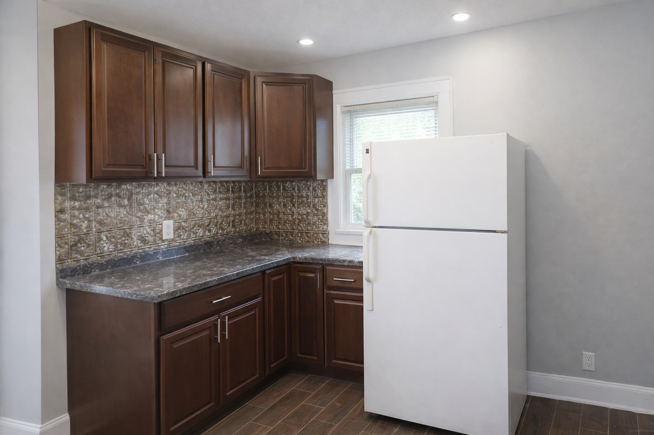 809 13th Ave Se - Photo 6 of 22