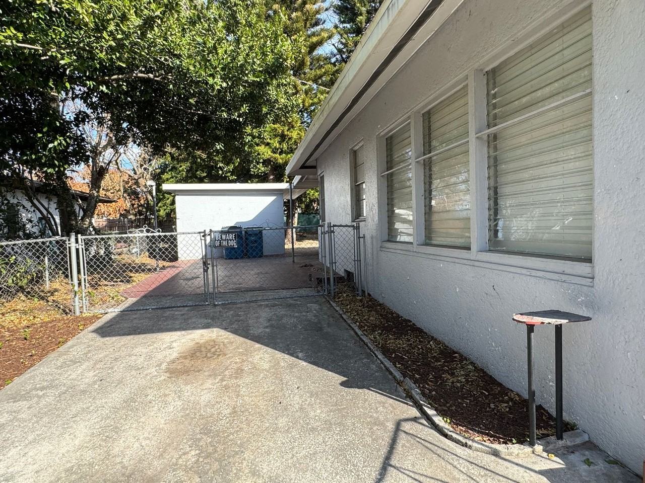 515 S 8th St - Photo 4 of 16