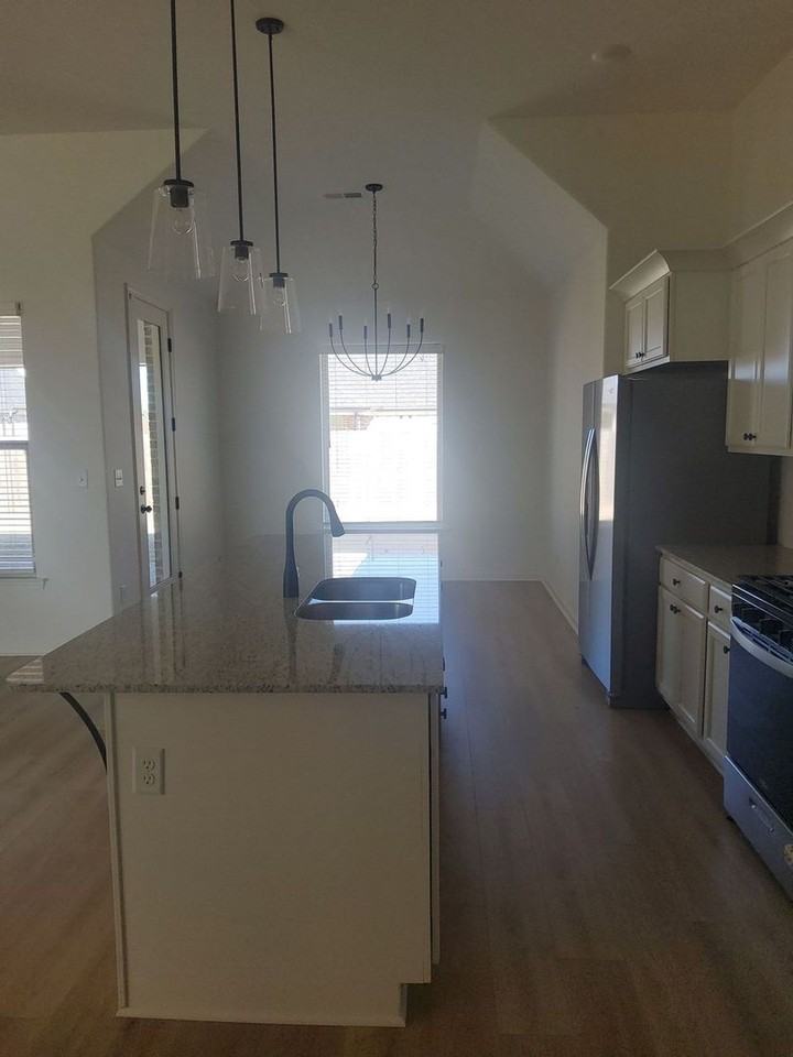 35 Hillside Dr - Photo 5 of 26