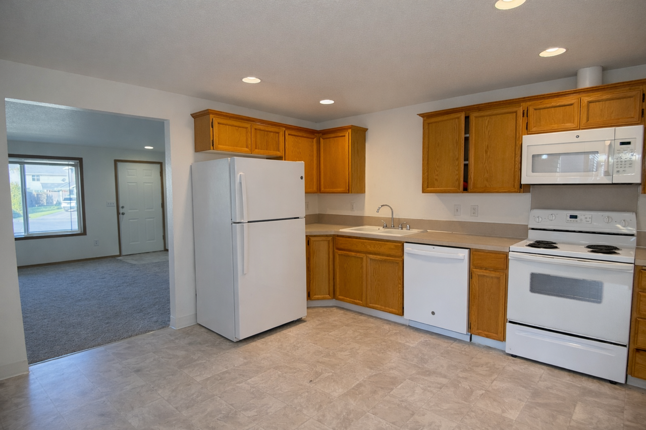 229 Canvasback Dr - Photo 4 of 12