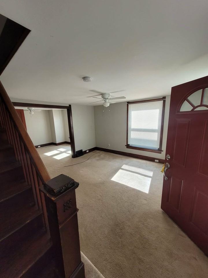 126 Byall Ave - Photo 2 of 11