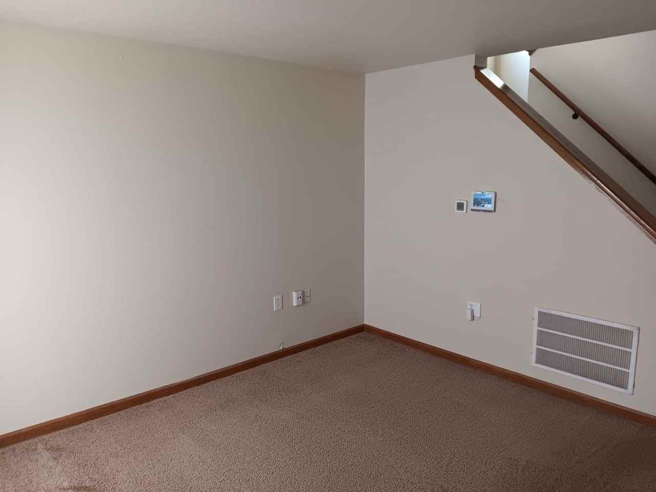 207 Franklin St - Photo 2 of 14