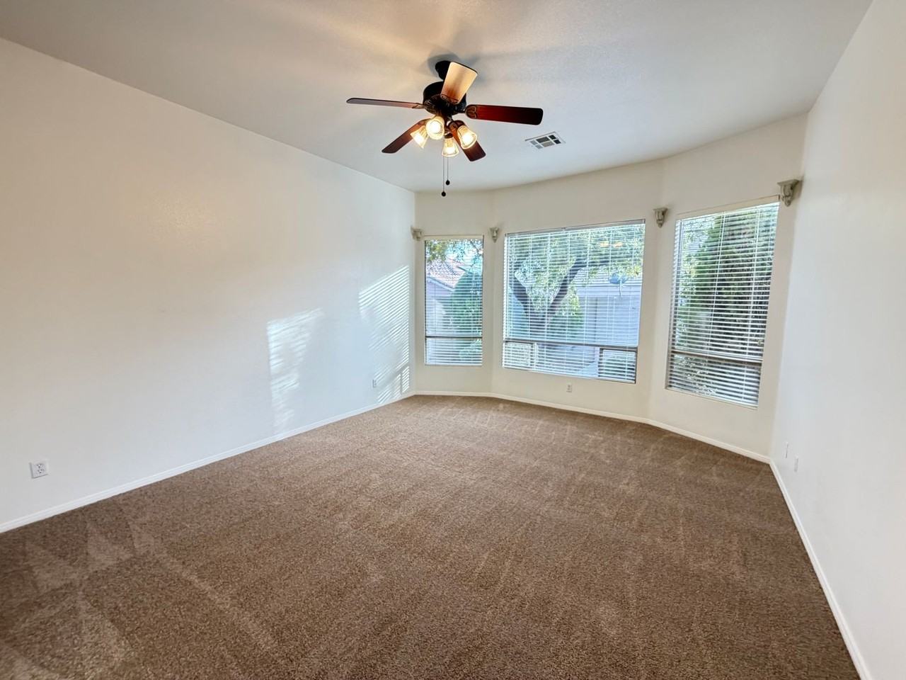 10689 Arundel Ave - Photo 6 of 12