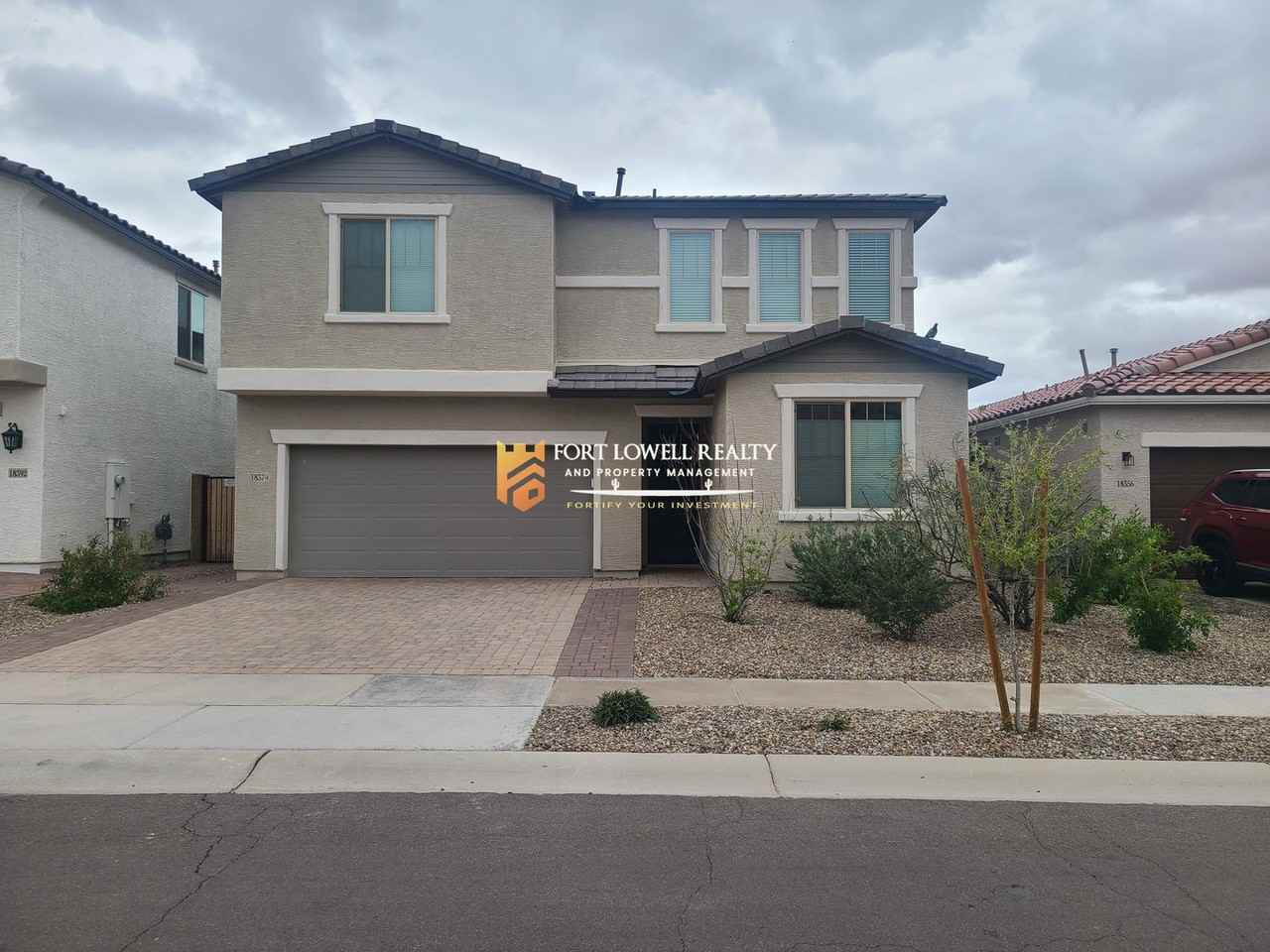 18374 W Weatherby Dr - Photo 2 of 28