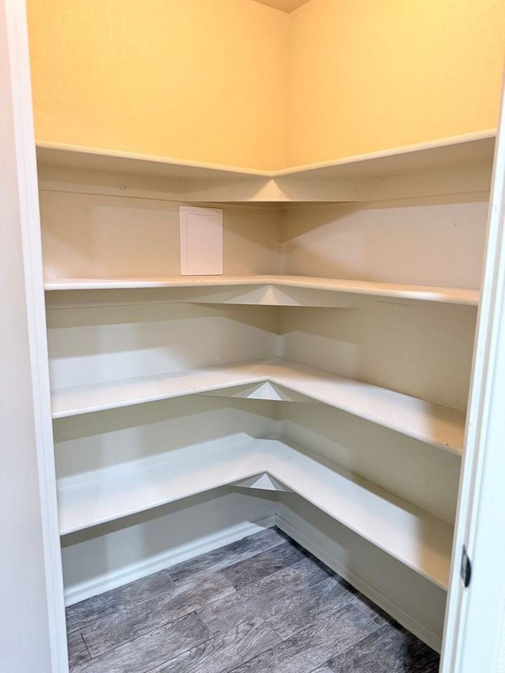 7389 E 39th Pl - Photo 4 of 12