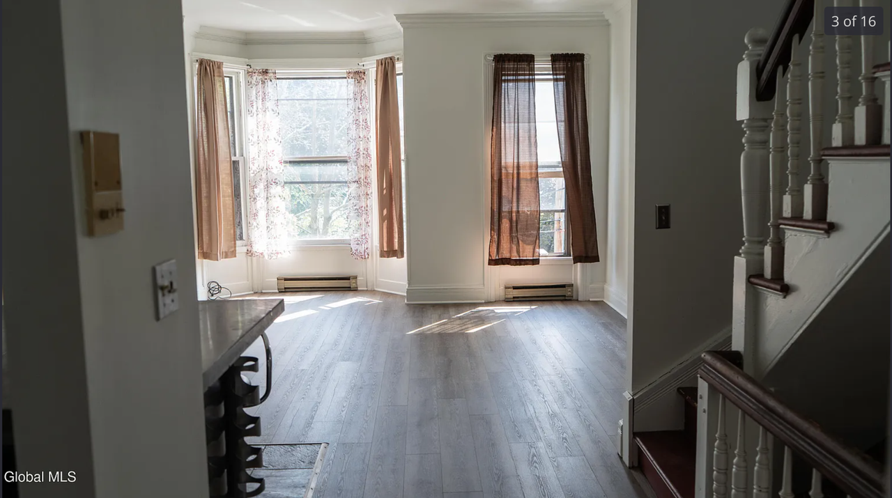 3 285.5 Hudson Avenue - #3 - Photo 3 of 17