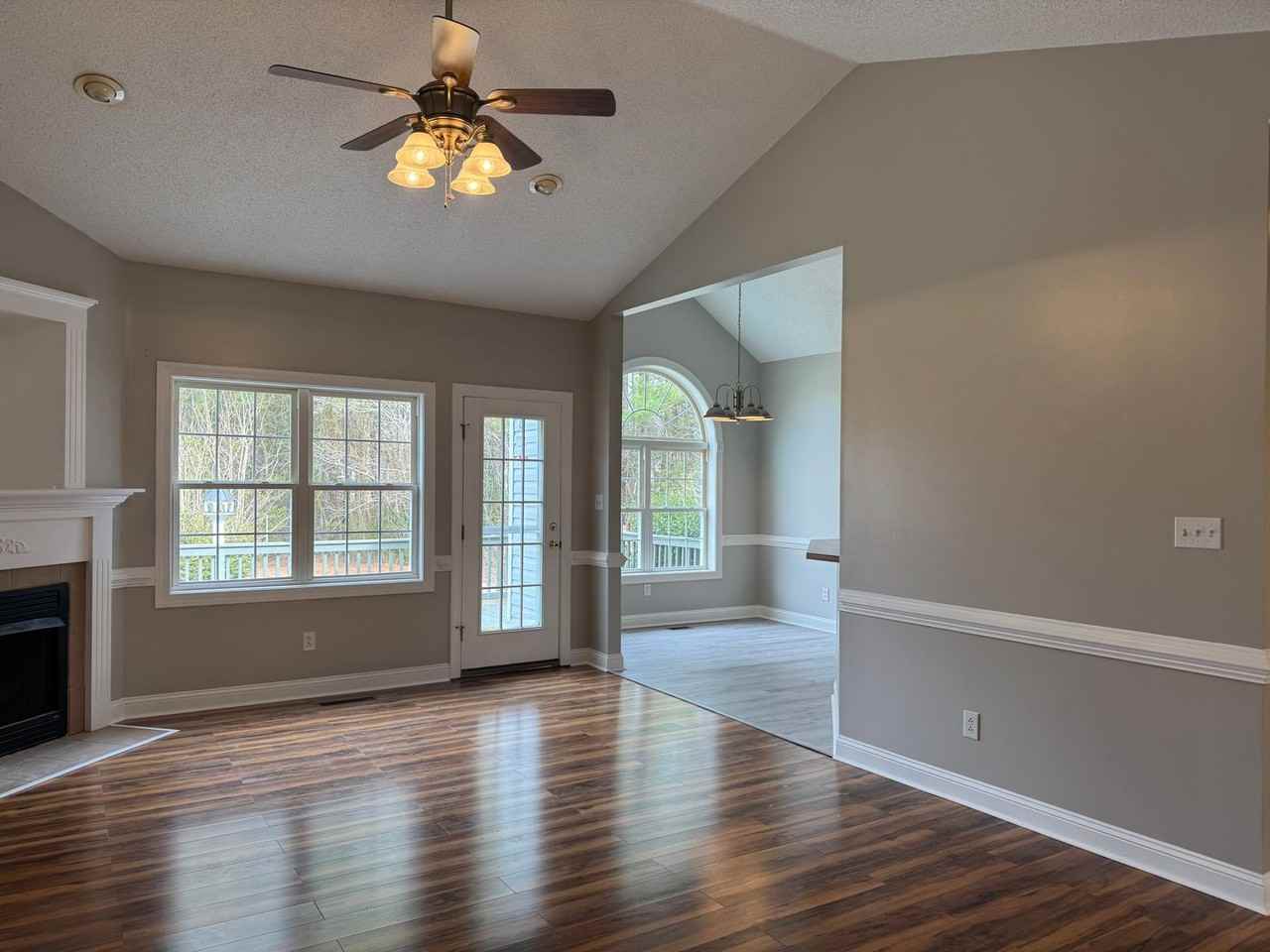 105 Serenity Ct - Photo 3 of 27