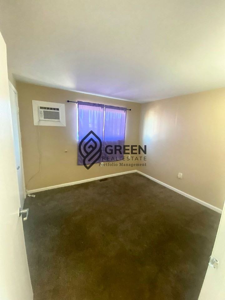 2755 Cooper Dr. - Photo 4 of 9