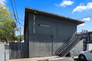 featured image of 726 E 9th St