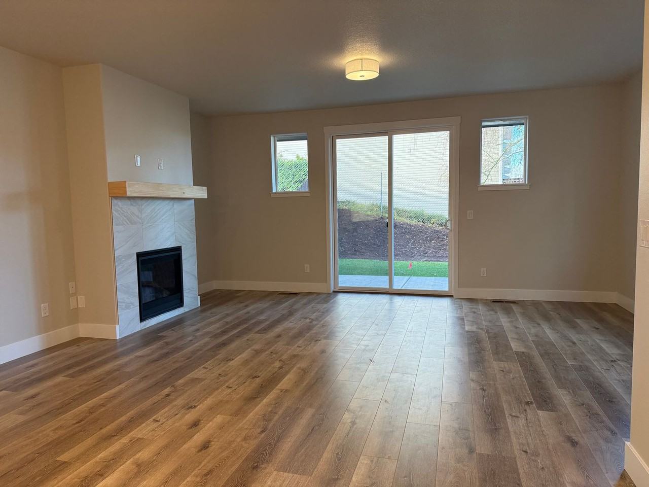 9724 Ne 29th Ave - Photo 4 of 15