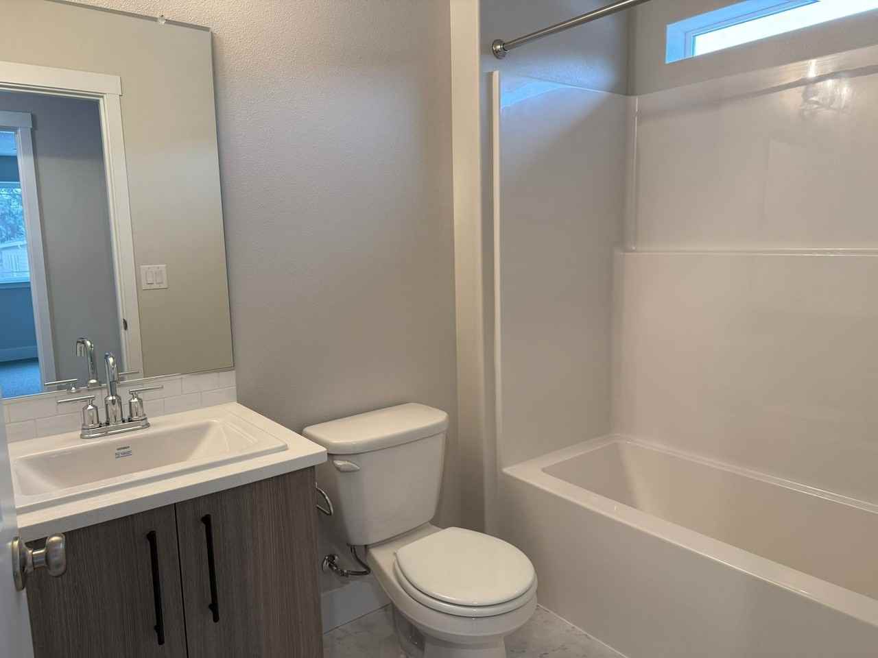 9804 Ne 29th Ave - Photo 5 of 14