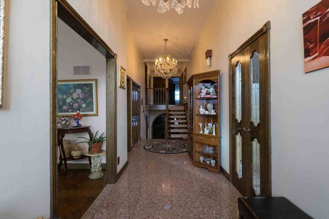 21 Larchmere Avenue - Photo 5 of 7