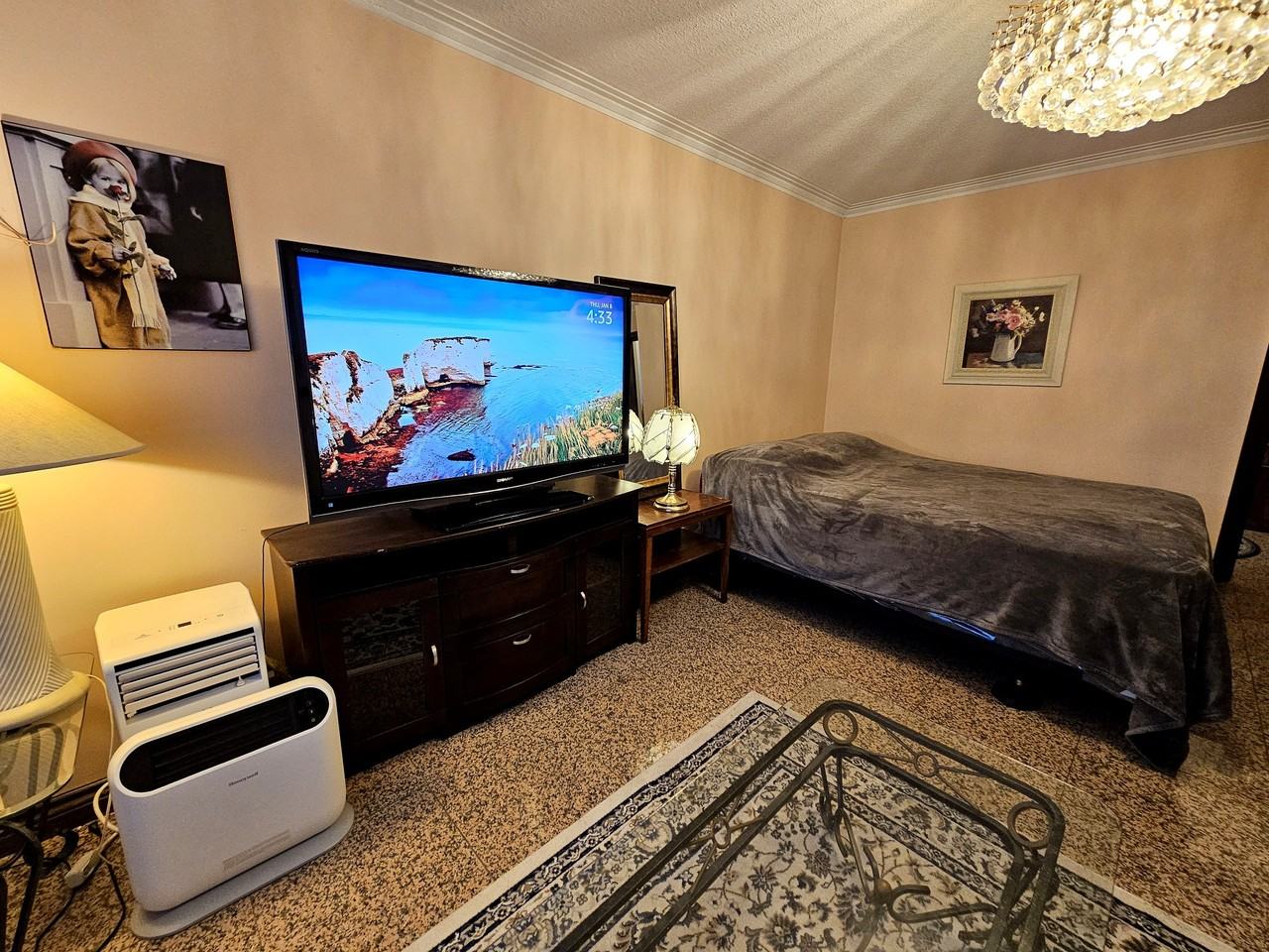 21 Larchmere Avenue - Photo 3 of 7