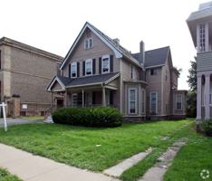 featured image of 196 N Goodman St