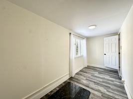 featured image of 74 Adelaide St S #R6