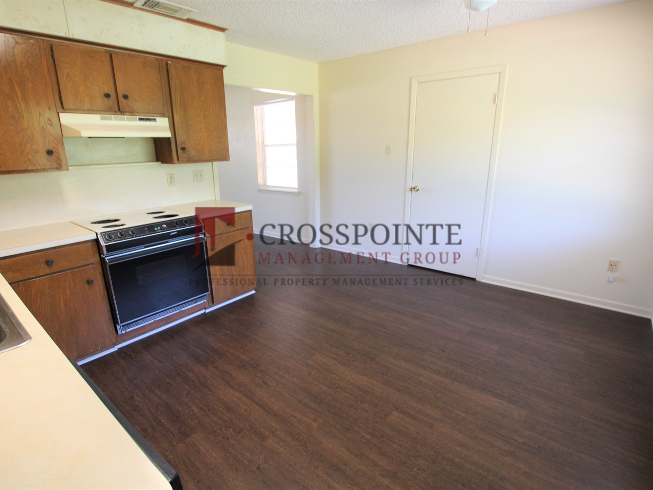 12381 Cimmarron Dr - Photo 3 of 15