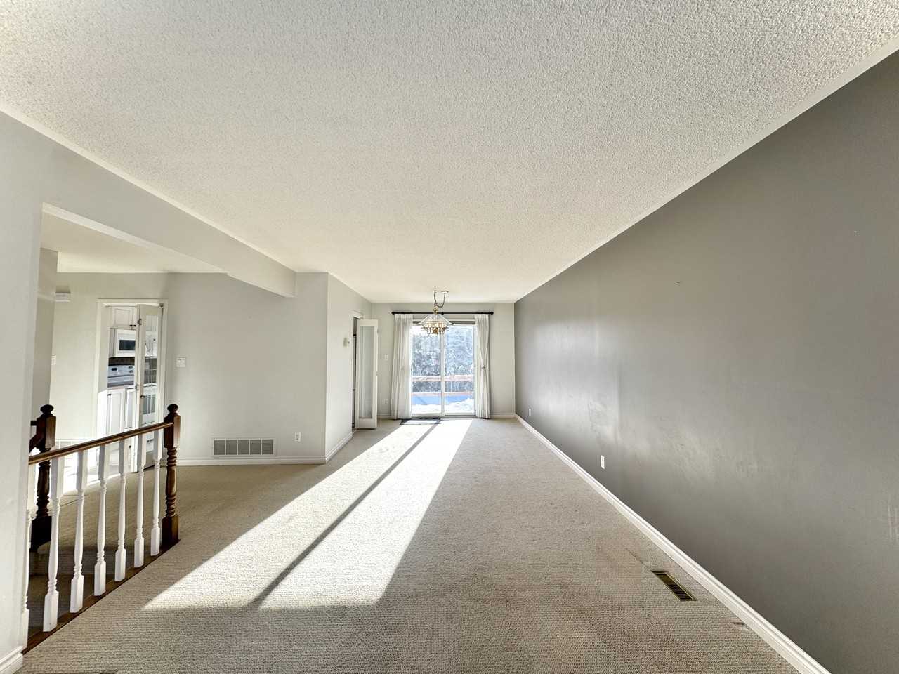 2294 Wyandotte Dr - Photo 6 of 26