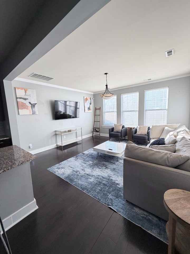 2435 Double Oaks Rd - Photo 3 of 48