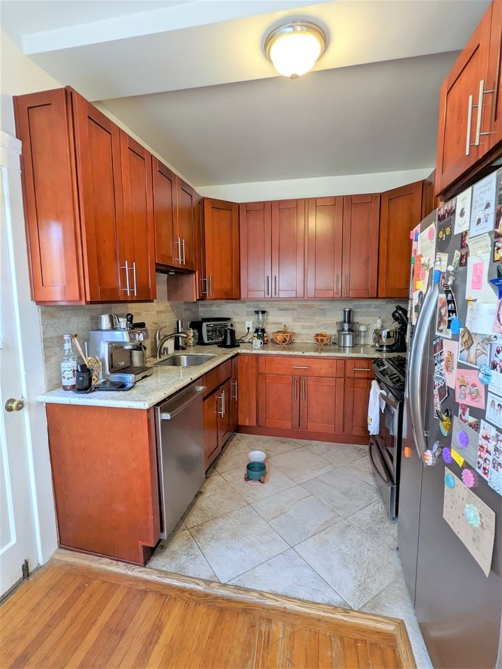 550 Lake St #205 - Photo 7 of 10